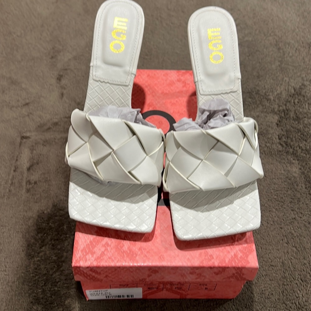 White heel sandals- never worn!!! Sz UK 8